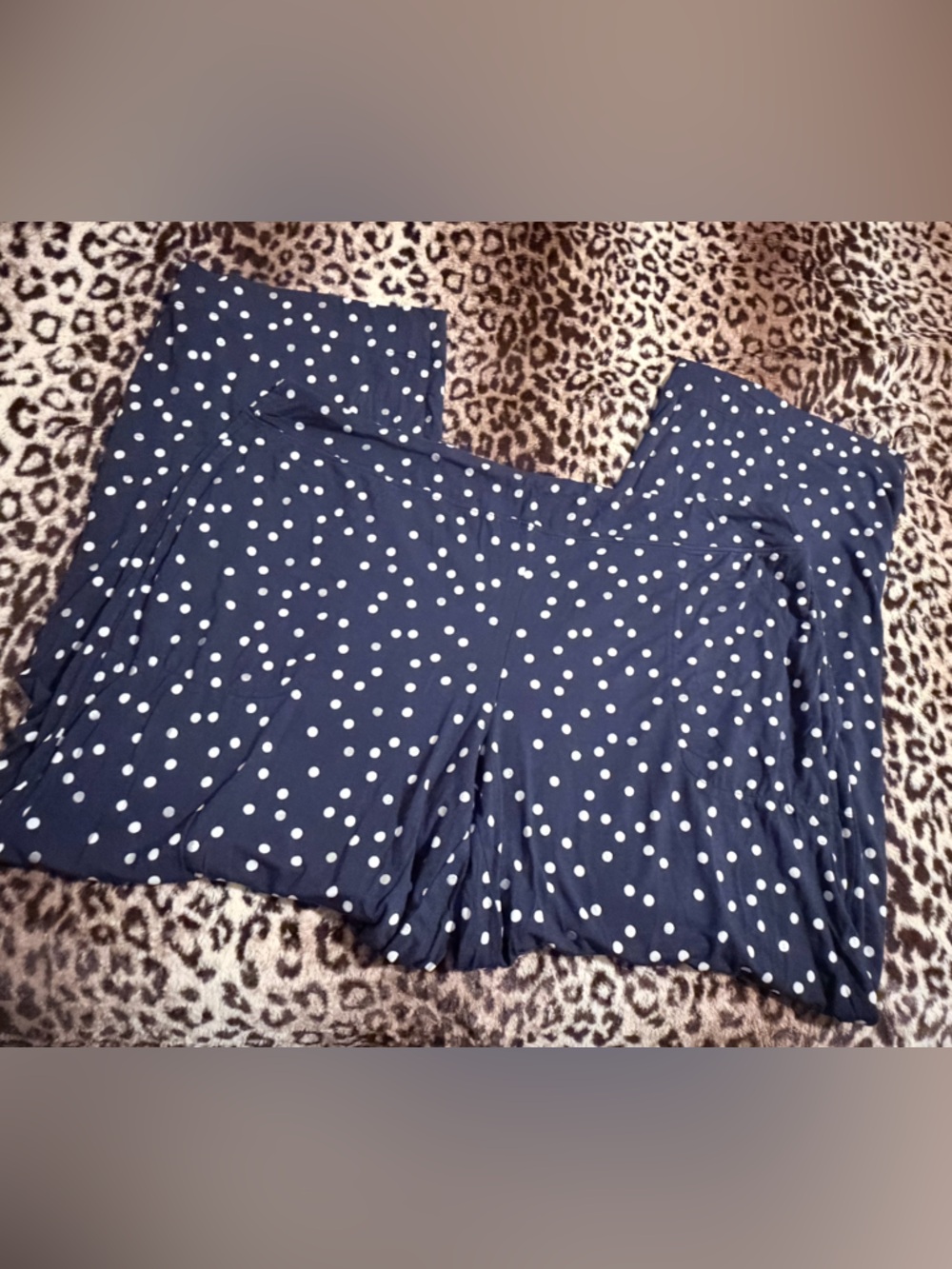 Navy Blue Polka Dot Wide-Leg Pajama Pants “Soma”
